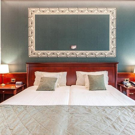 Hotiday Hotel Milano Turro Buitenkant foto